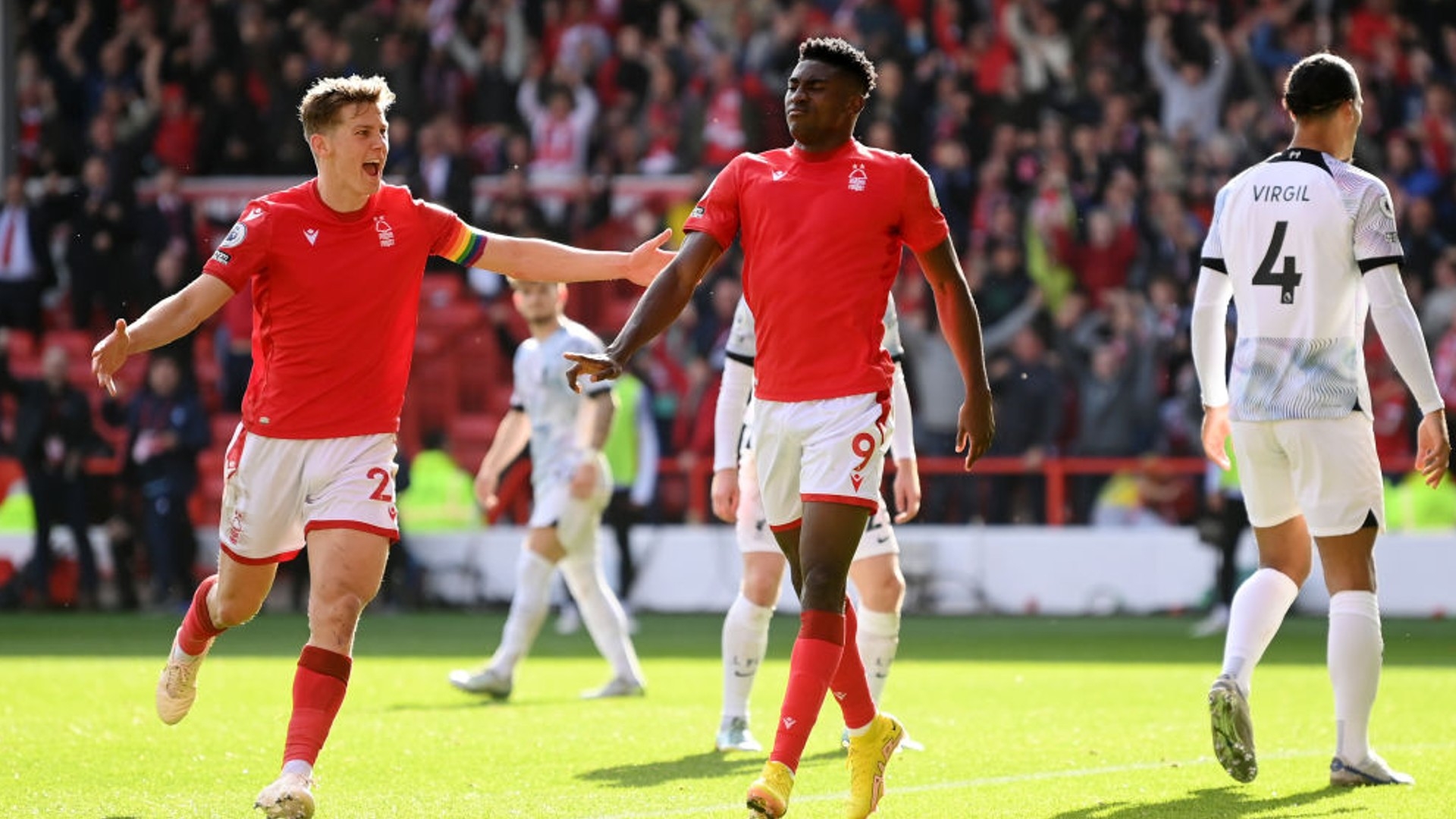 给予了积极 给予了积极